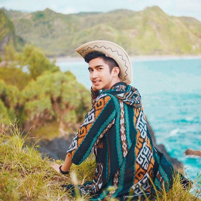 Hoodie Tenun - Hoodie Cardigan - Tenun Etnik Toraja