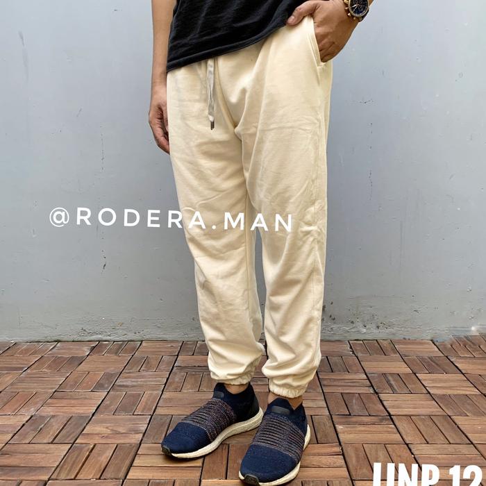 UNIQLO JOGGER SWEATPANTS ORIGINAL UNP12