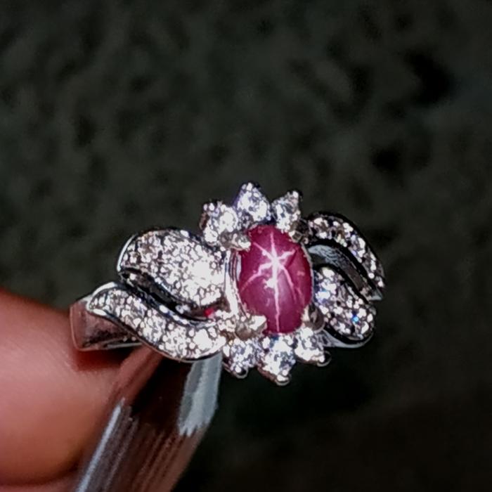 CINCIN CEWEK BATU NATURAL RUBY STAR/KADO ULTAH/BIAR ISTRI MAKIN SAYANG