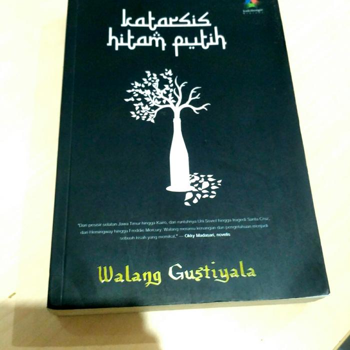 BUKU NOVEL KATARSIS HITAM PUTIH