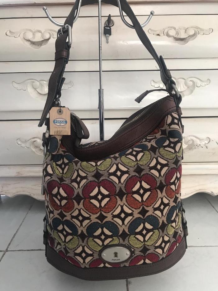 Fossil Maddox Hobo Tapestry NWT