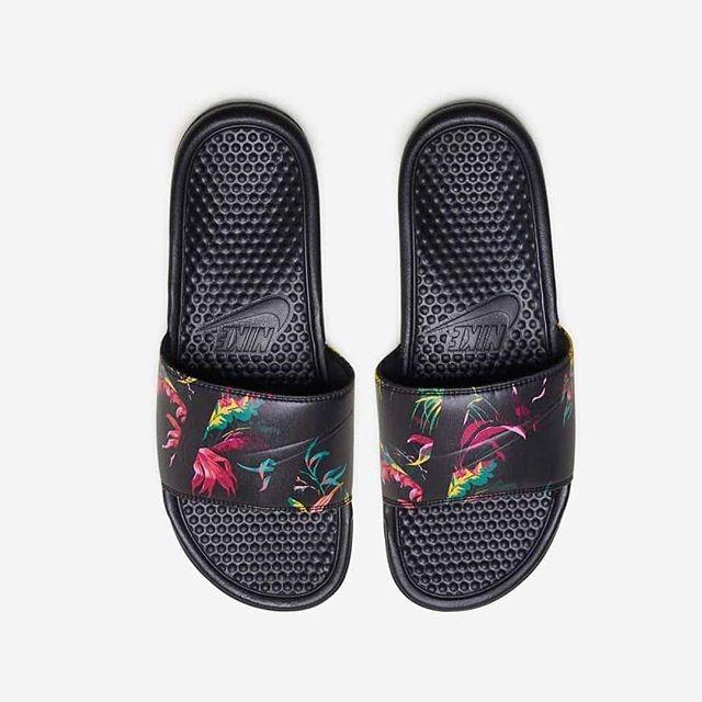 SANDAL WANITA SLIP ON NIKE BENASSI ORIGINAL MADE IN INDONESIA