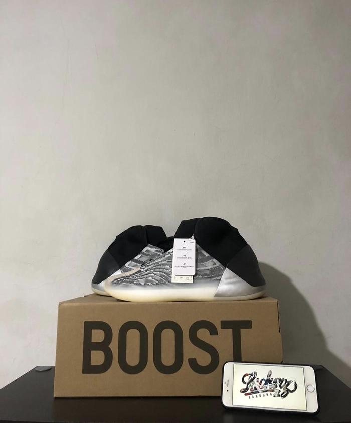 Adidas Yeezy Boost QNTM / Quantum ORIGINAL
