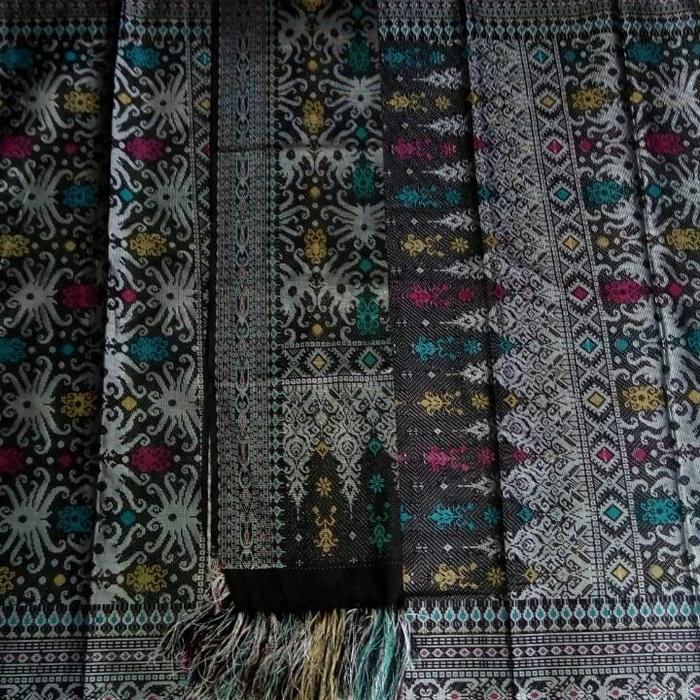Kain songket dayak kalimantan