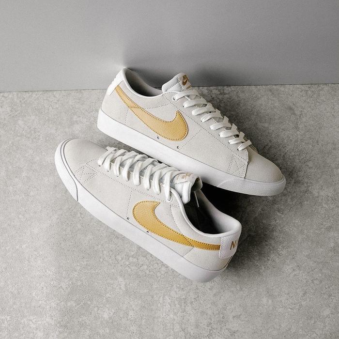 Nike SB Zoom Blazer Low GT gold