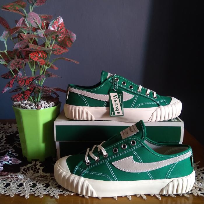 Sepatu Compass Vintage Low Green 39