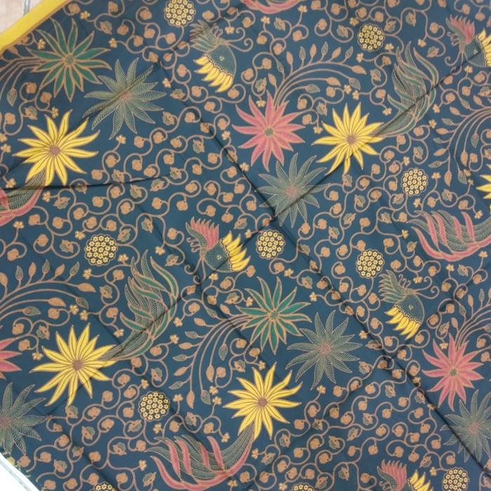 Kain Batik Lestari solo prima motif kupu mencok
