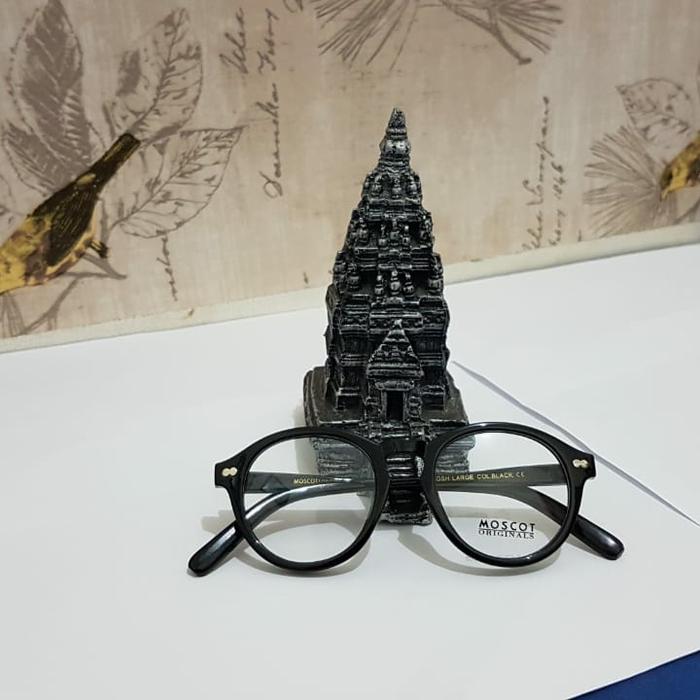 Kacamata Moscot bulat