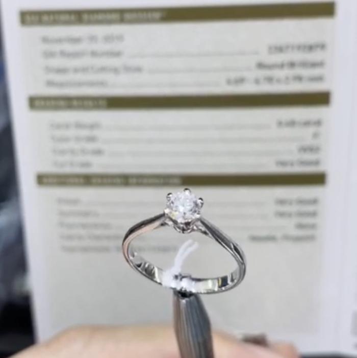 Sale cincin berlian GIA 0,40 F color Vvs2 full diamond eropa whitegold