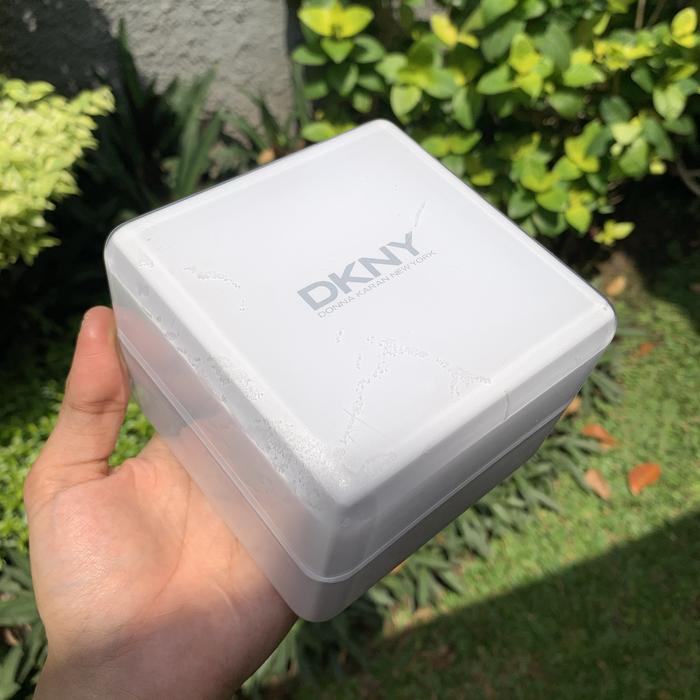 BOX / DUS / KOTAK JAM DKNY ORIGINAL