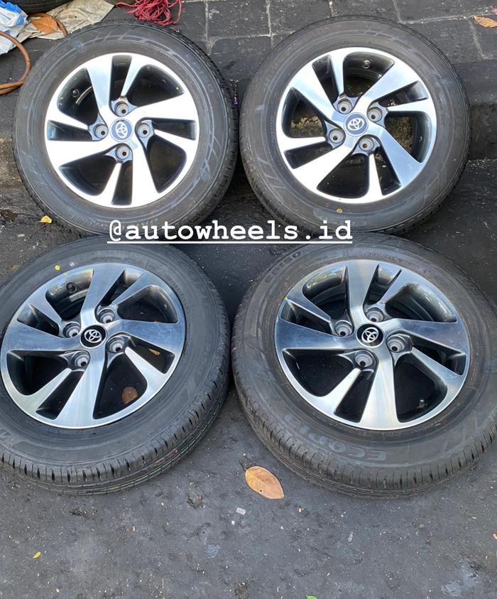 Velg OEM Avanza Veloz R15
