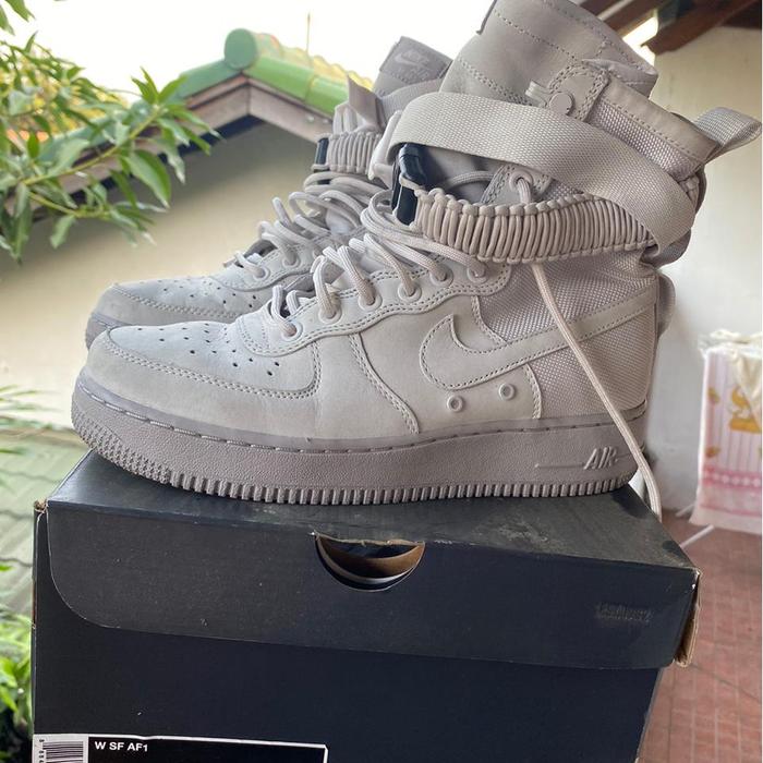 Nike Air Force 1 SF