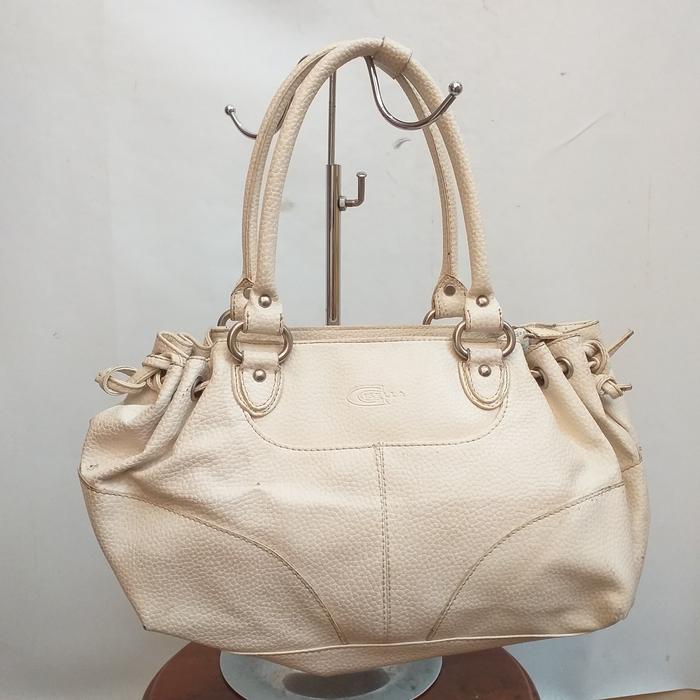 Tas Isella warna putih muluss