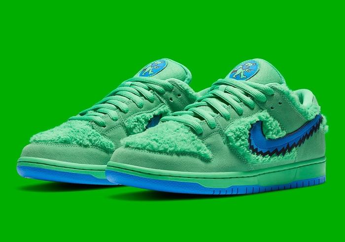 Grateful Dead x Nike SB Dunk Low "Green Bears"