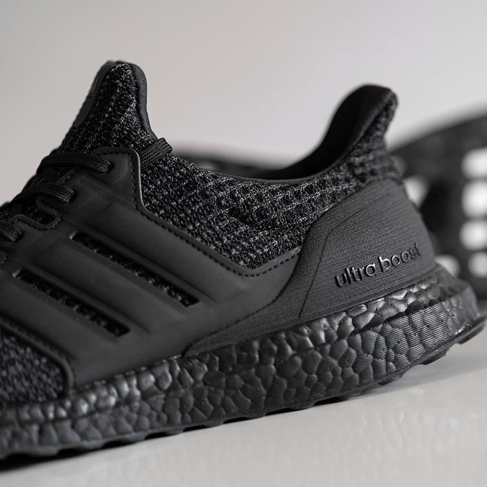 Adidas Ultra Boost 4.0 “Triple Black”