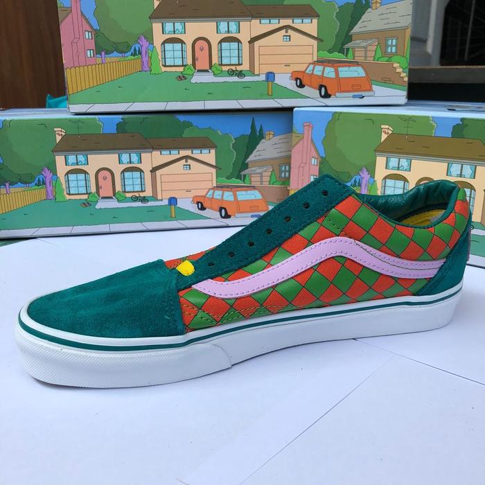 Sepatu Vans Original / Vans x The Simpsons Old Skool Moe's