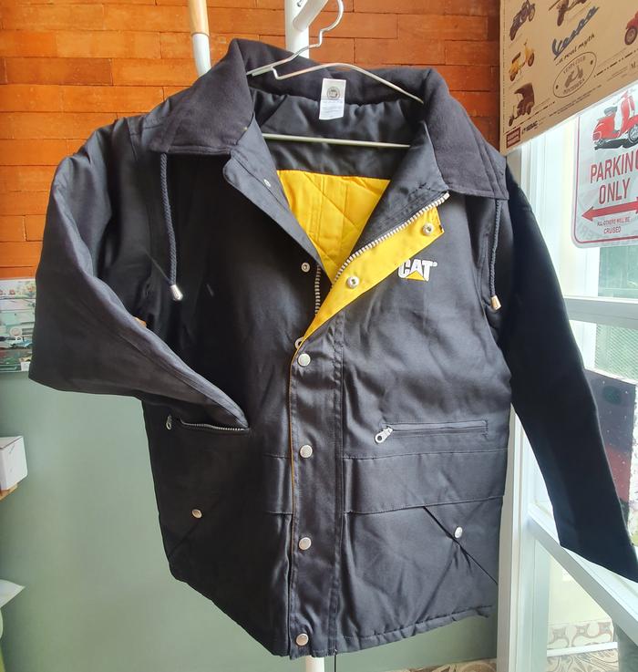 Jaket Hitam Caterpillar CAT Black Jacket