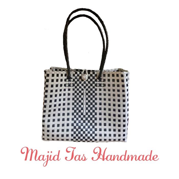Tas Anyaman Plastik Putih Muat 5-7Kg Size 34x14x27cm