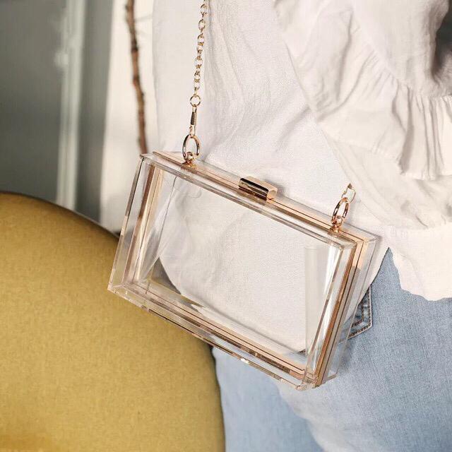 Tas Pesta Acrylic Wanita Clutch Transparan Mewah Bentuk Persegi Panjang Ukuran 18x11x5cm Material Ac