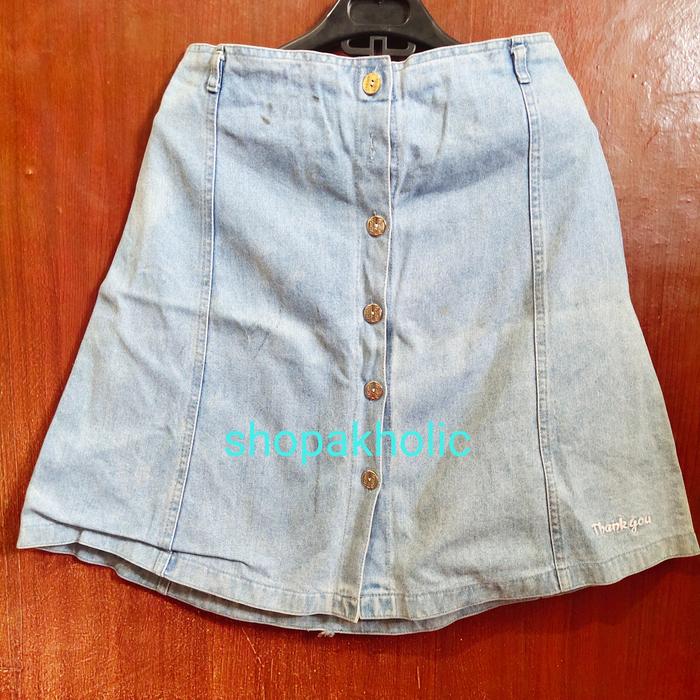 rok levis pendek