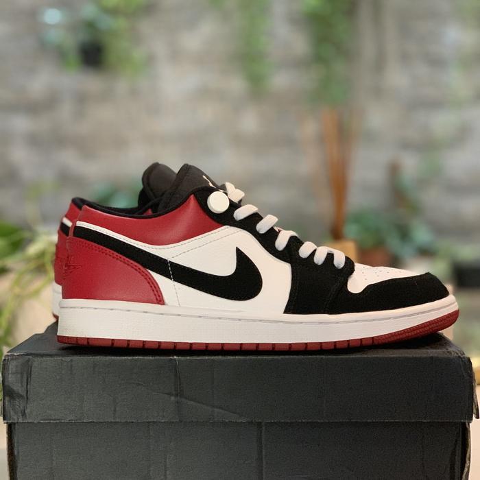 Sneakers Pria Air Jordan AJ 1 Retro Low Black Toe 553558-116 ORIGINAL