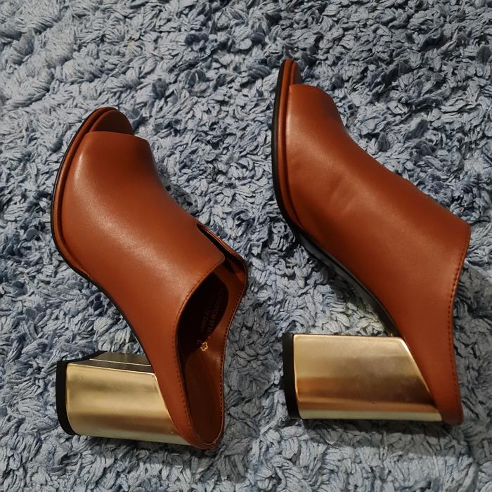 Sandal Wanita Obermain
