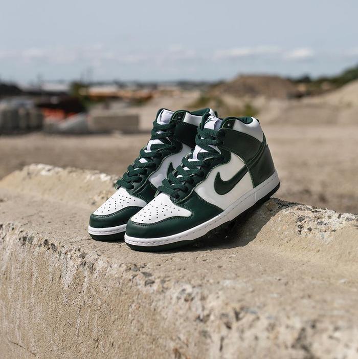 Nike Dunk High SP “Spartan Green”