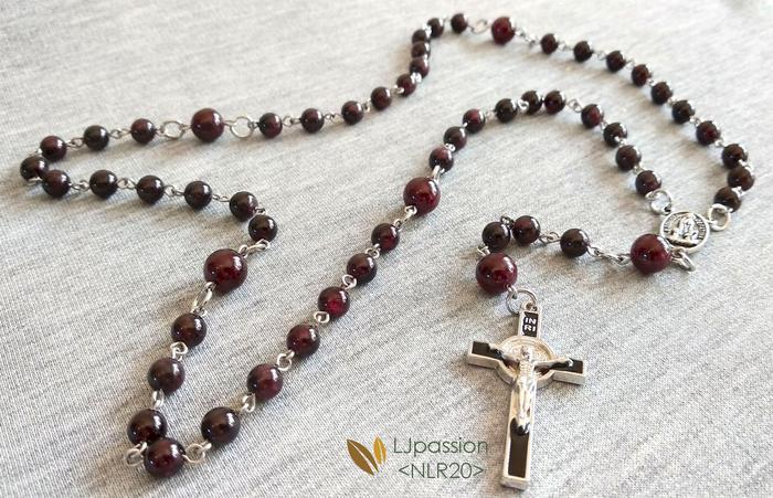 Kalung Rosario Batu Garnet Merah Tua Maroon NLR20