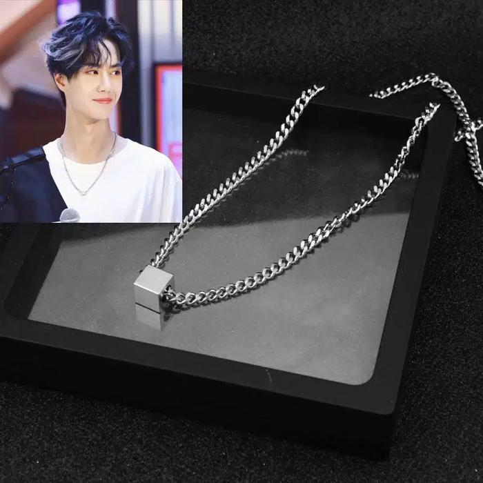 Kalung Liontin Fashion Kpop Wang Yibo Cube Stainless Steel