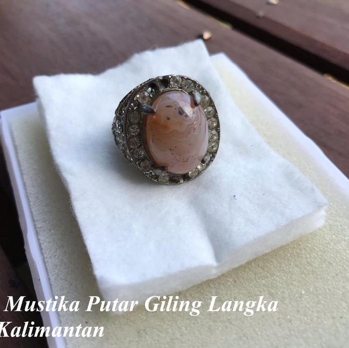 Batu Mustika Putar Giling Asli Kalimantan