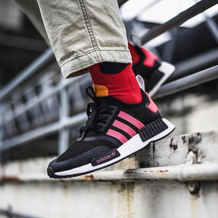 Adidas NMD R1 “Black Pink”