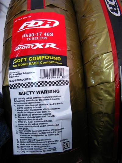 Ban Luar FDR 90/80 ring 14 Sport XR evo Soft Compound Racing