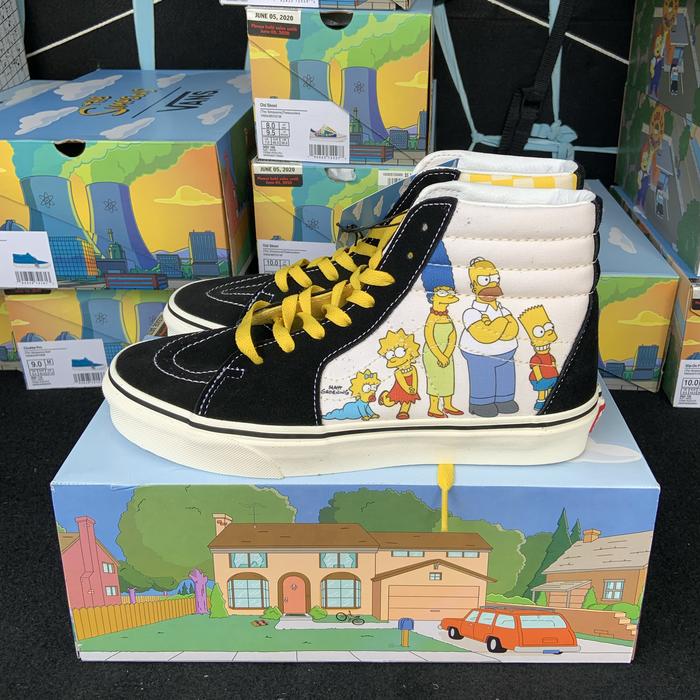 SEPATU VANS X SIMPSON 1987-2020 SK8 Hi
