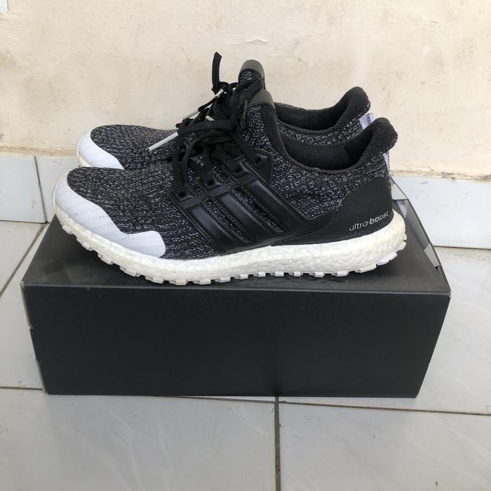 Sepatu adidas running Ultraboost got game of thrones night watch