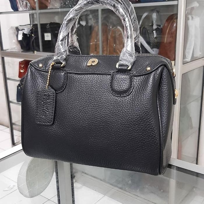 tas papillon selendang hitam