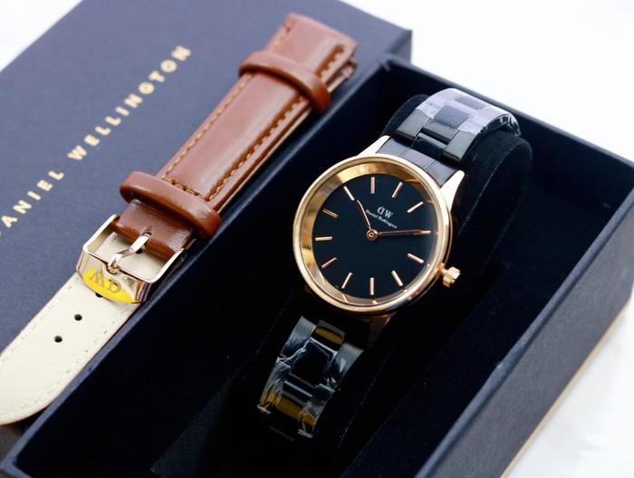 WD Jam Tangan Wanita / Jam Tangan Terbaru / Jam Tangan Cewek