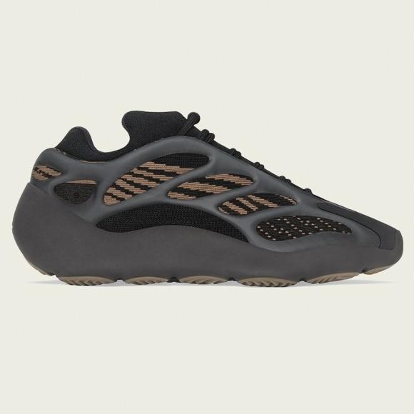 sepatu Adidas Yeezy 700 V3 Clay Brown 100% Original