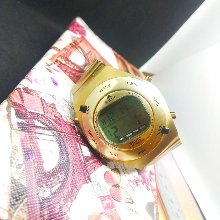 JAM TANGAN SEIKO W680-4070 LIMITED EDITION GIUGIARO DIGITAL QUARTZ