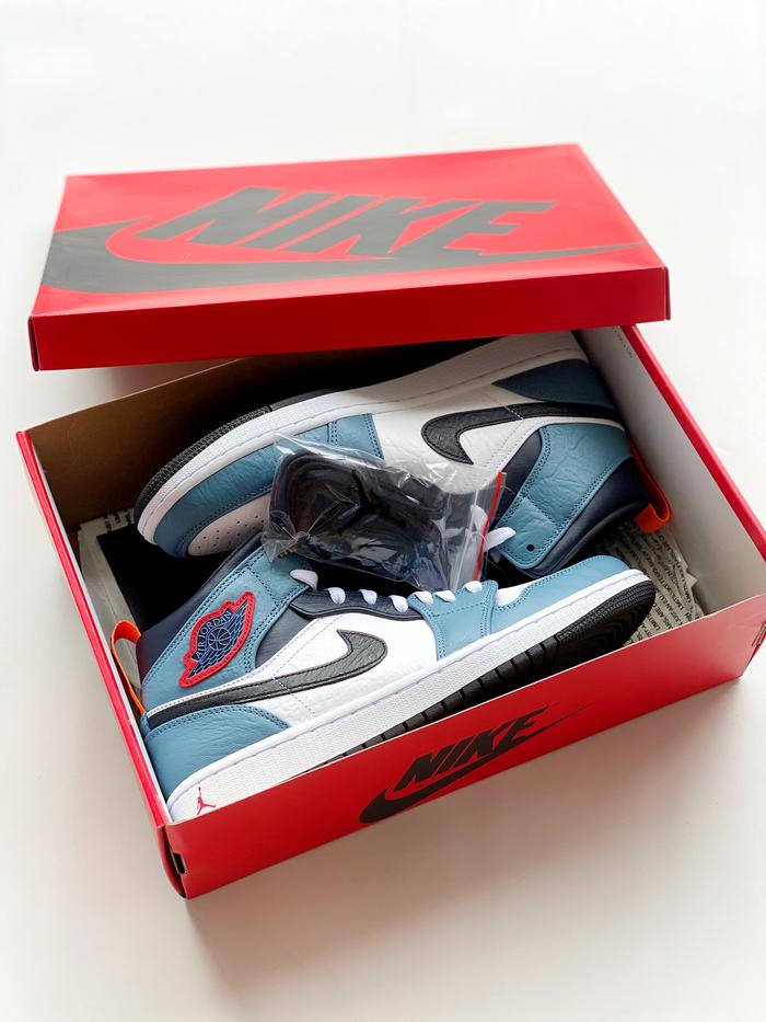 Air Jordan 1 Mid Facetasm