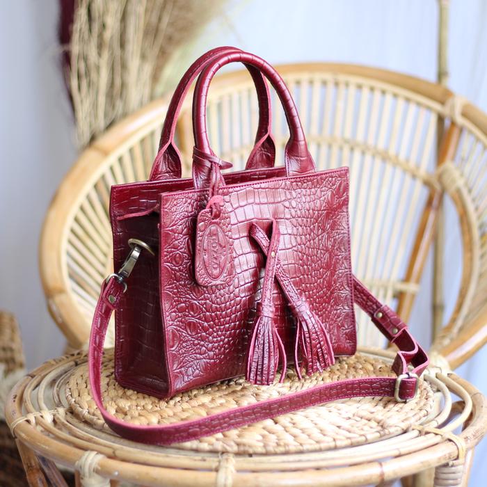 TAS KULIT SAPI ASLI WANITA EMBOS BUAYA HAND BAG DAN SLEMPANG MINERVA