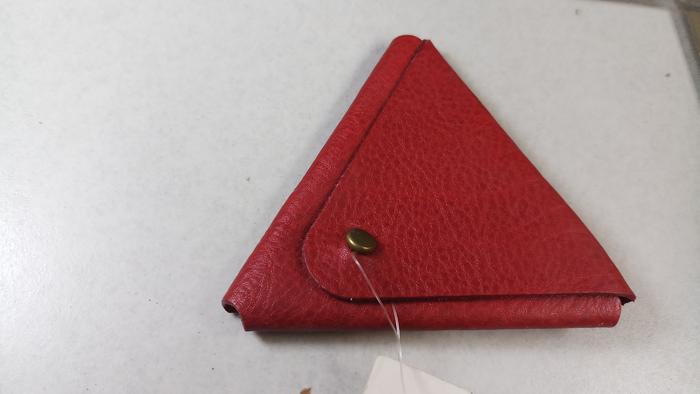 Dompet Koin Fossil Leather Segitiga Merah Original