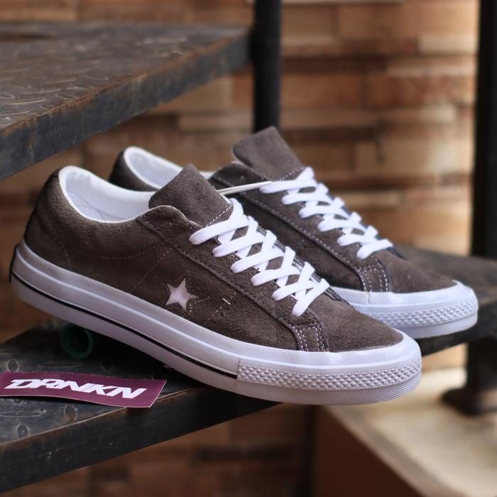 Sepatu Converse One Star Classic Ox Grey White SUede