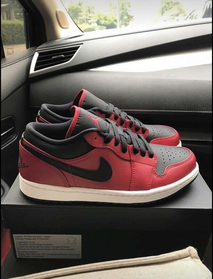 Jordan 1 Low Reverse Banned