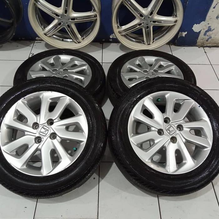 Velg Bekas Copotan R15 Mobilio plusg ban 185/65 R15