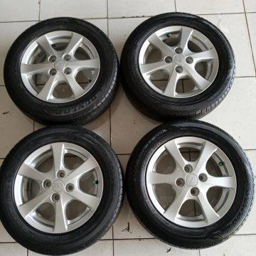 Velg ban mobil bekas original Toyota Agya Ayla Starlet Ring 14