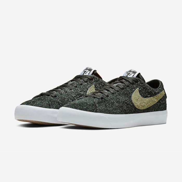 Stussy x Nike SB Blazer Low "Palm Green"