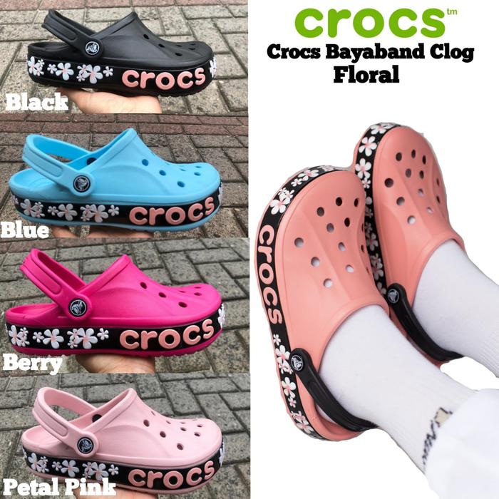 Sandal Crocs Wanita Crocs Bayaband Graphic II Clog Crocs Bayaband Clog