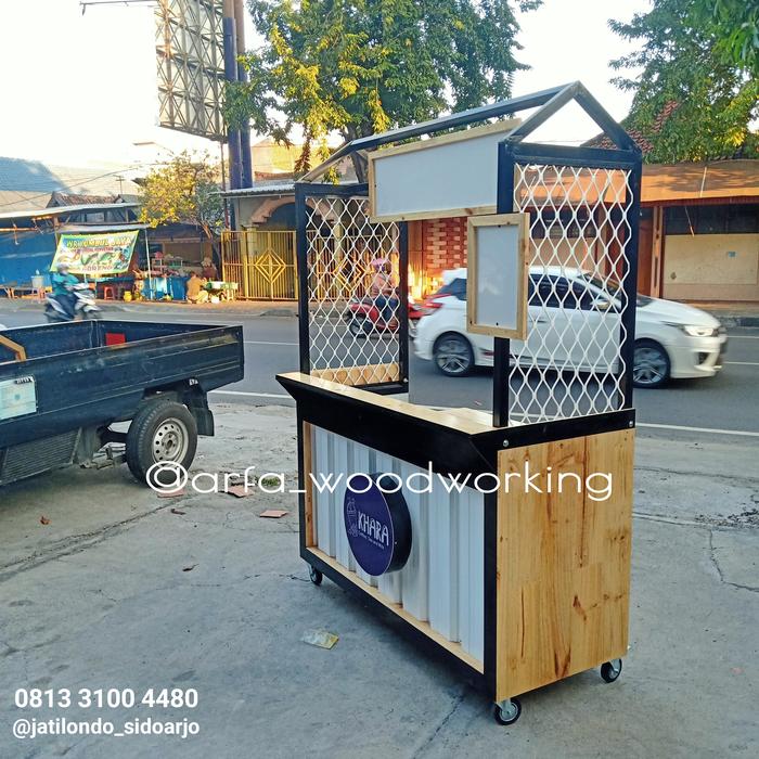 Rombong Gerobak Booth Usaha Makanan dan Minuman Semi Kontainer