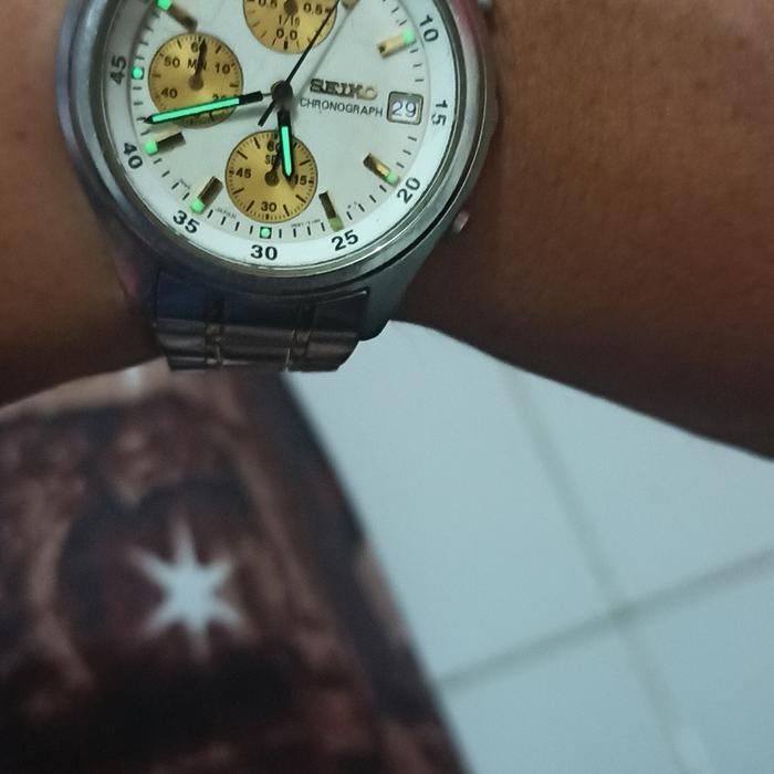 seiko chrono vintage v 657-7100