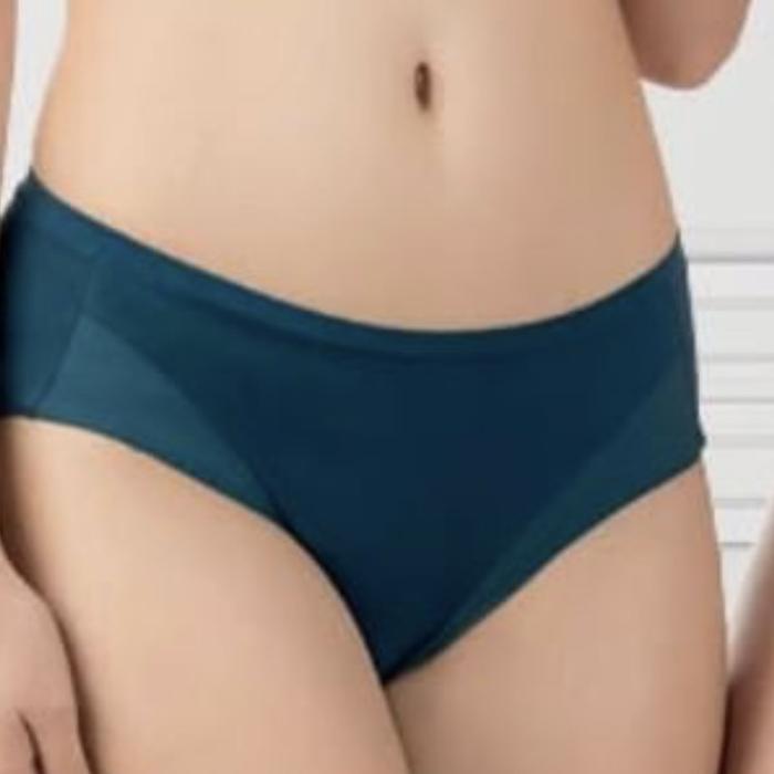 Wacoal Magic Panty Midi IP 5376 Super Lembut Celana Dalam